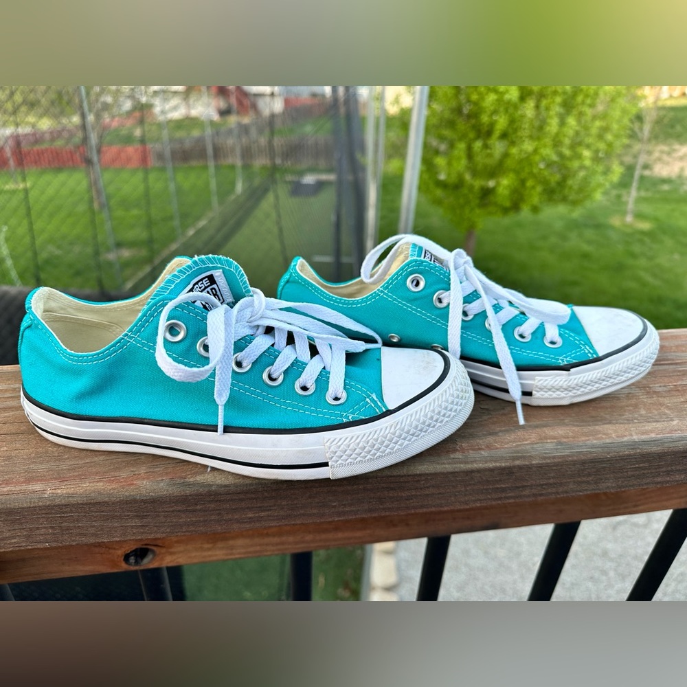Converse turquoise unisex shoes